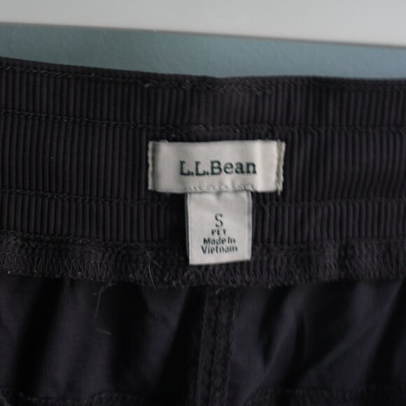 LL Bean gray hiking pants, size S, preloved. Lightweight. - Picture 8 of 8